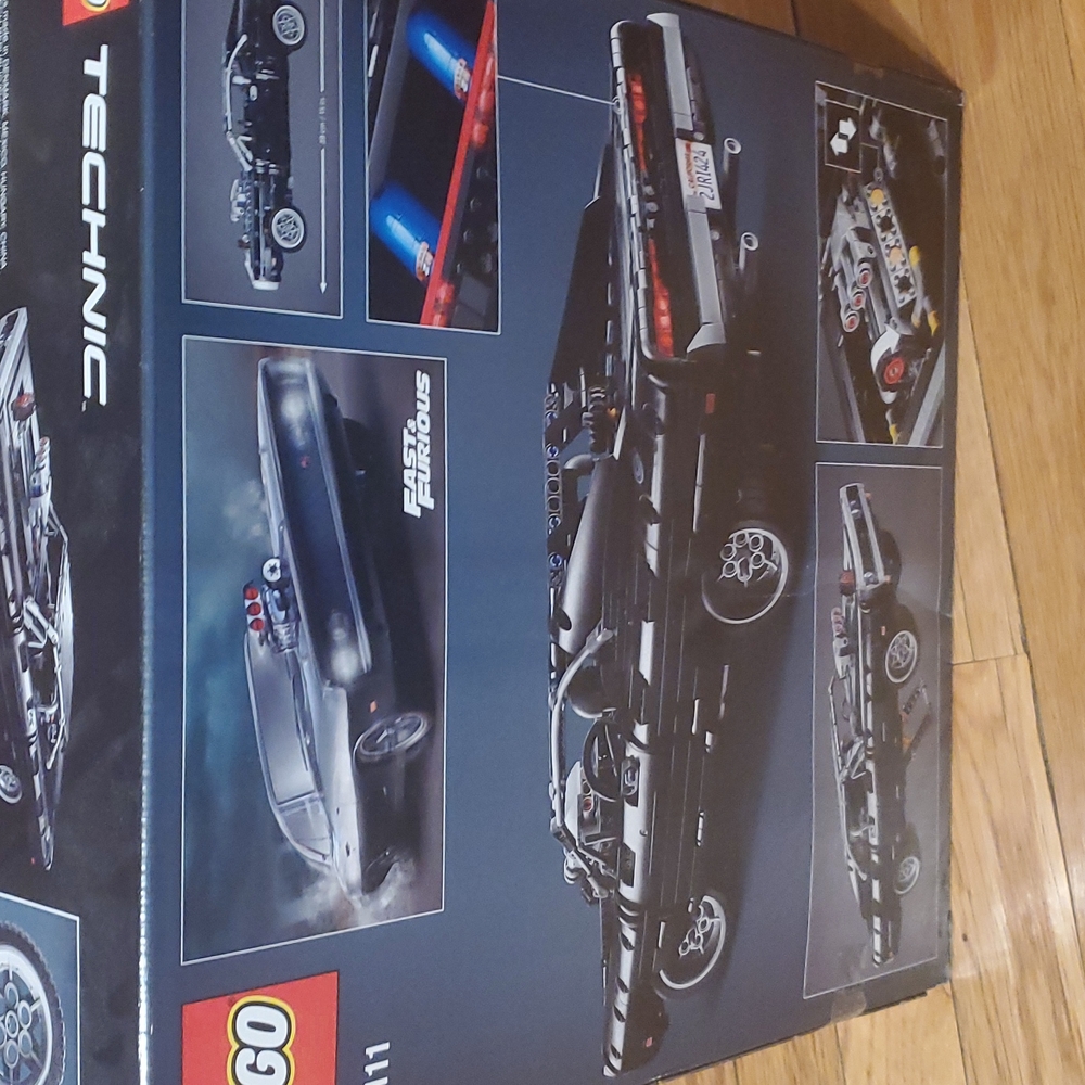 Lego Technic Fast & Furious Dom's Dodge Charger